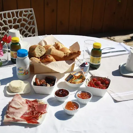 Domaine Du Bois Chaumet Frühstückspension