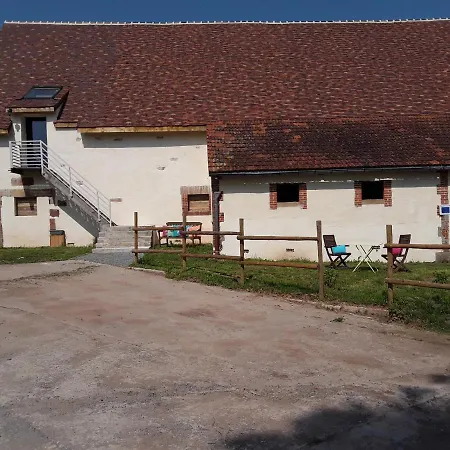 Domaine Du Bois Chaumet Bed and breakfast 3*